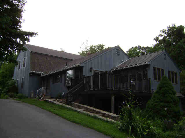 Building photograph for 283 MAGNOLIA HILL RD